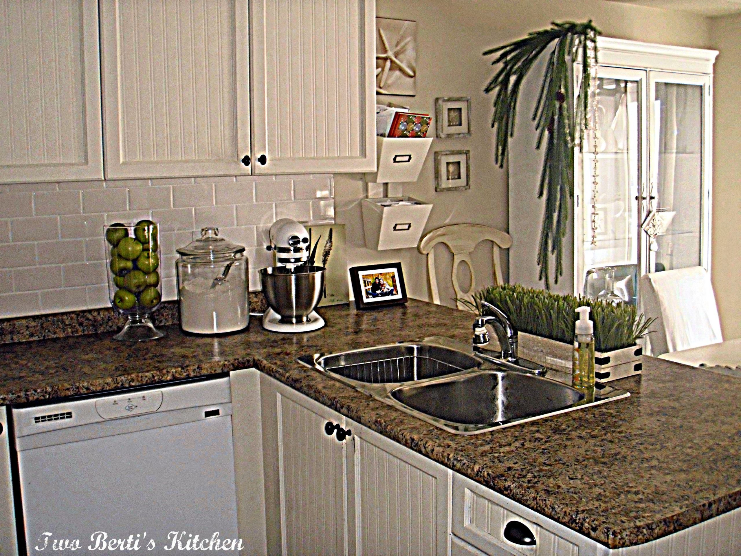 Update Kitchen Countertops
 Updating a Kitchen on a Bud – twobertis