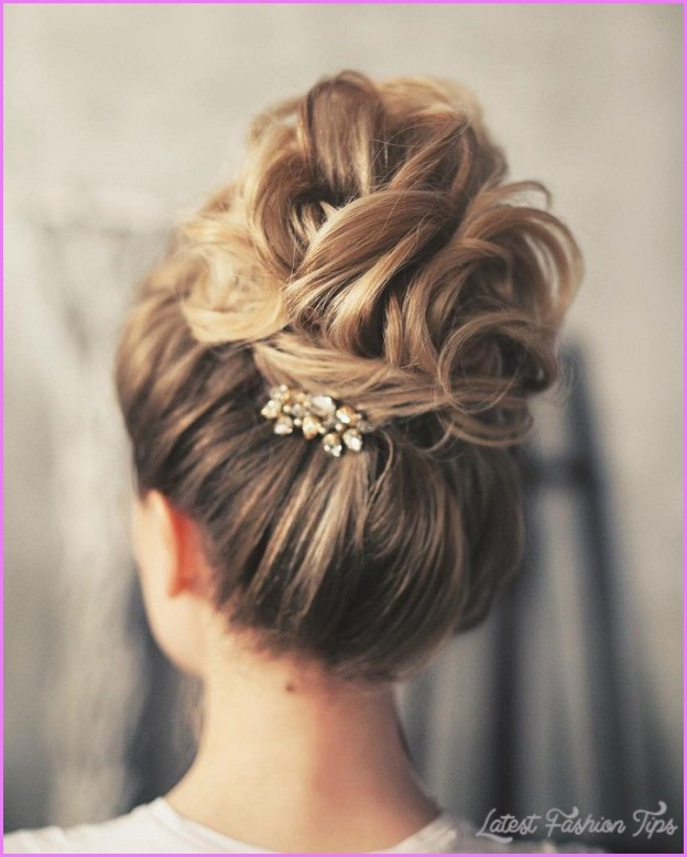 Updo Hairstyles For Bridesmaid
 Wedding Hairstyles Updo LatestFashionTips