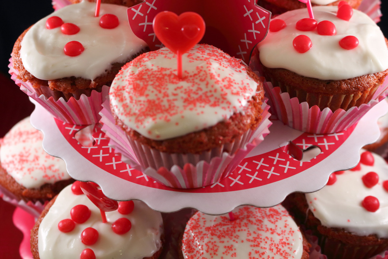 Valentines Cupcakes Recipes
 St Valentine’s Day Red Velvet Cupcakes recipe baking