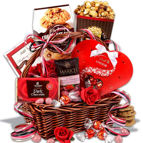 Valentines Day Gift Basket Ideas
 FREE 25 Valentine’s Day Gifts for your Girlfriend
