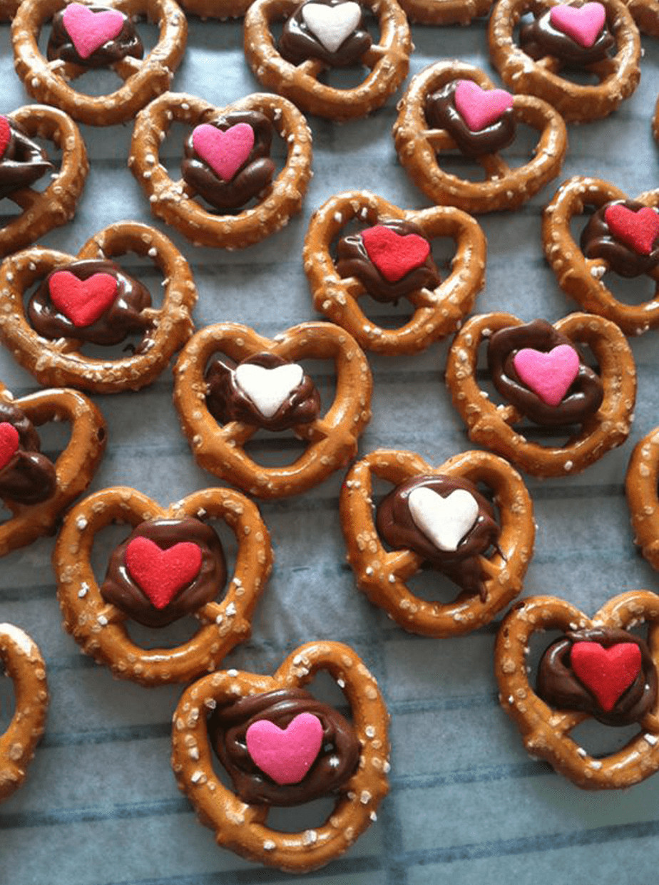 Valentines Day Pretzels
 15 Unique DIY Valentine s Day Gifts For That Special Someone