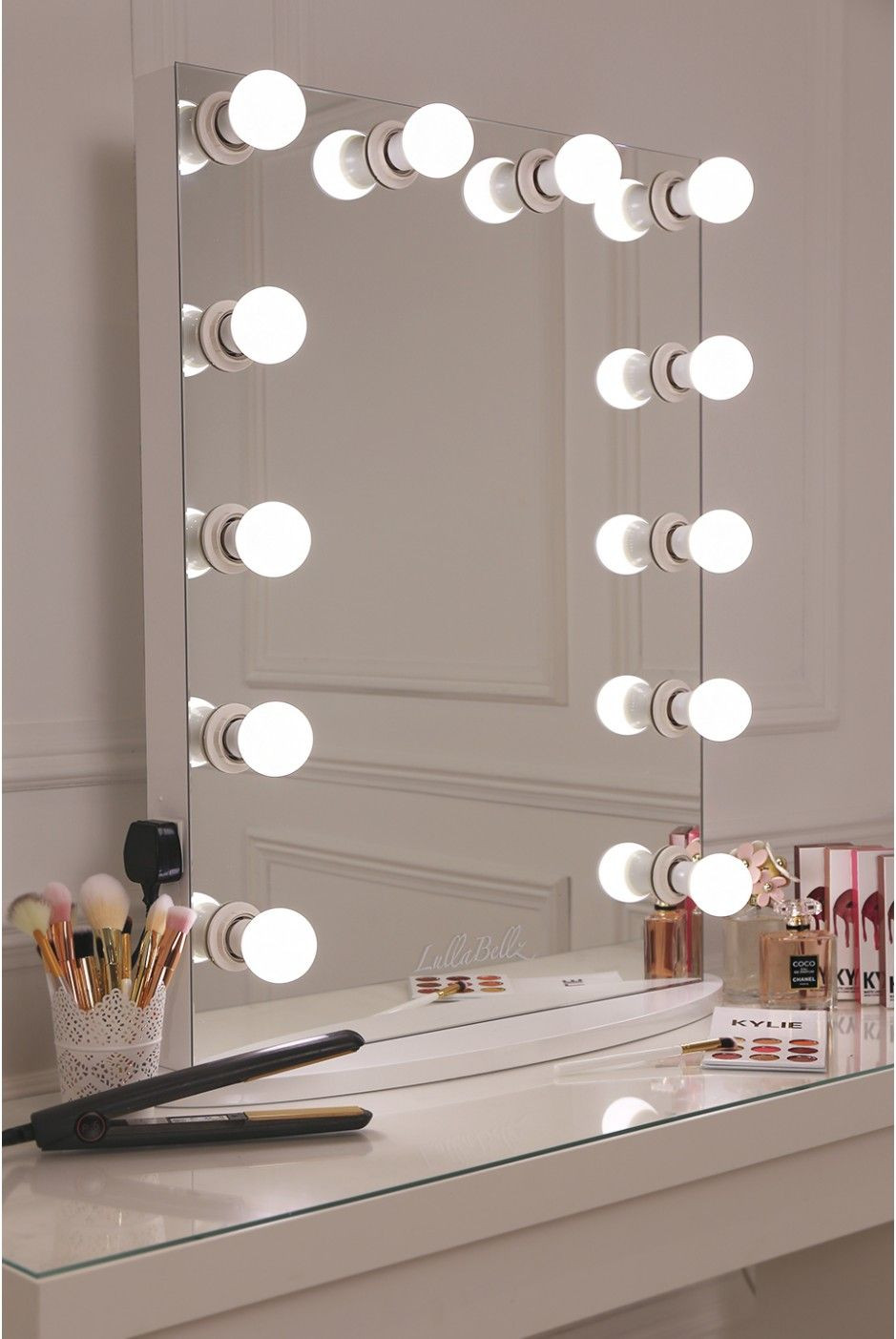 Vanity Girl Hollywood Mirror DIY
 Hollywood Glow Vanity Mirror With LED Bulbs LullaBellz