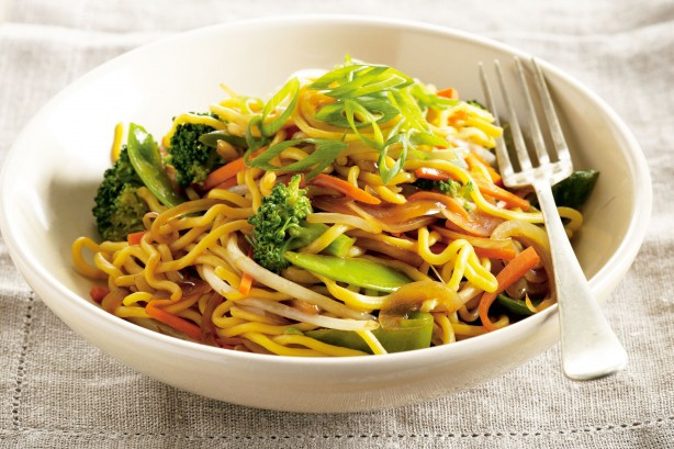 Vegetable Stir Fry With Noodles
 egg noodles ve ables