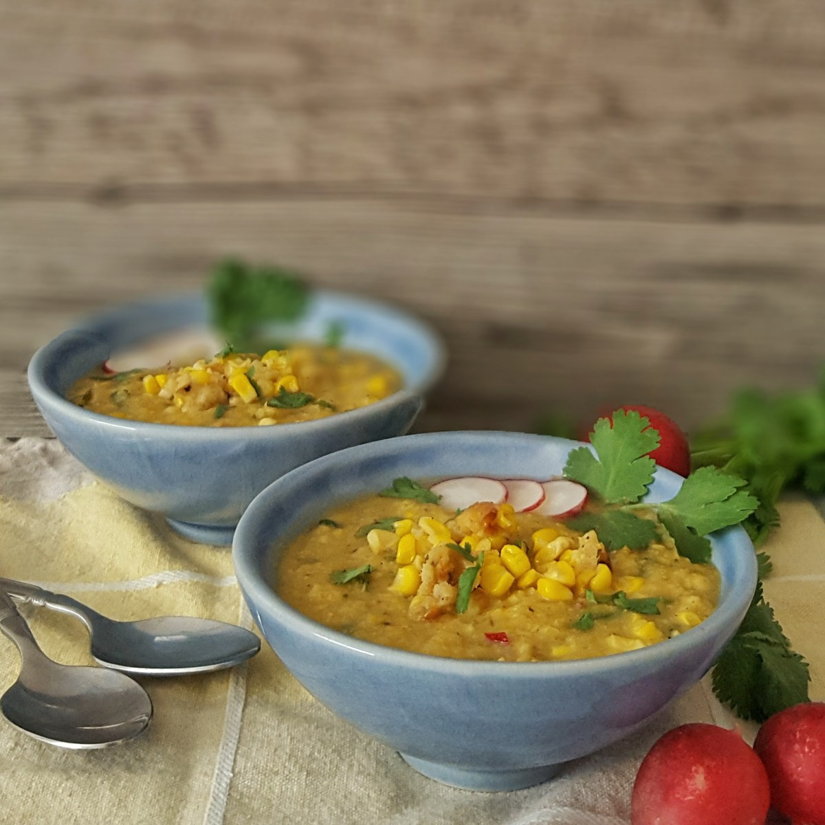 Vegetarian Summer Corn Chowder
 Ve arian Summer Corn and Ve able Chowder Vegan Option