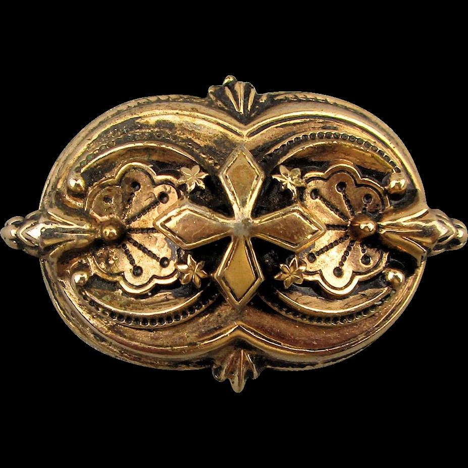 Victorian Brooches
 1930s Victorian Style Gilt Pin Brooch Ornate Overlay from