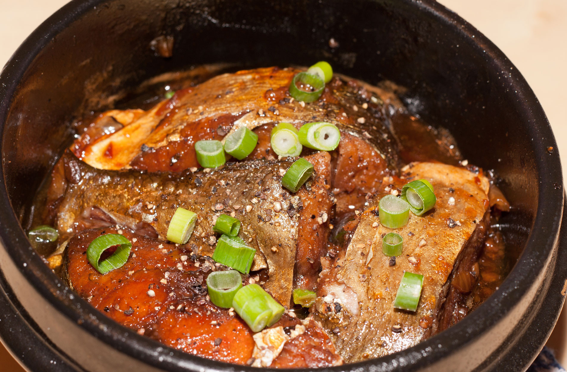 Vietnam Fish Recipes
 Vietnamese Caramelize Fish in Claypot Ca Kho To