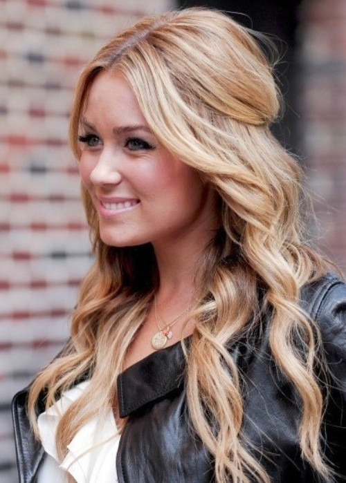 Wavy Updos Hairstyles
 20 Sassy Long Curly Hairstyles
