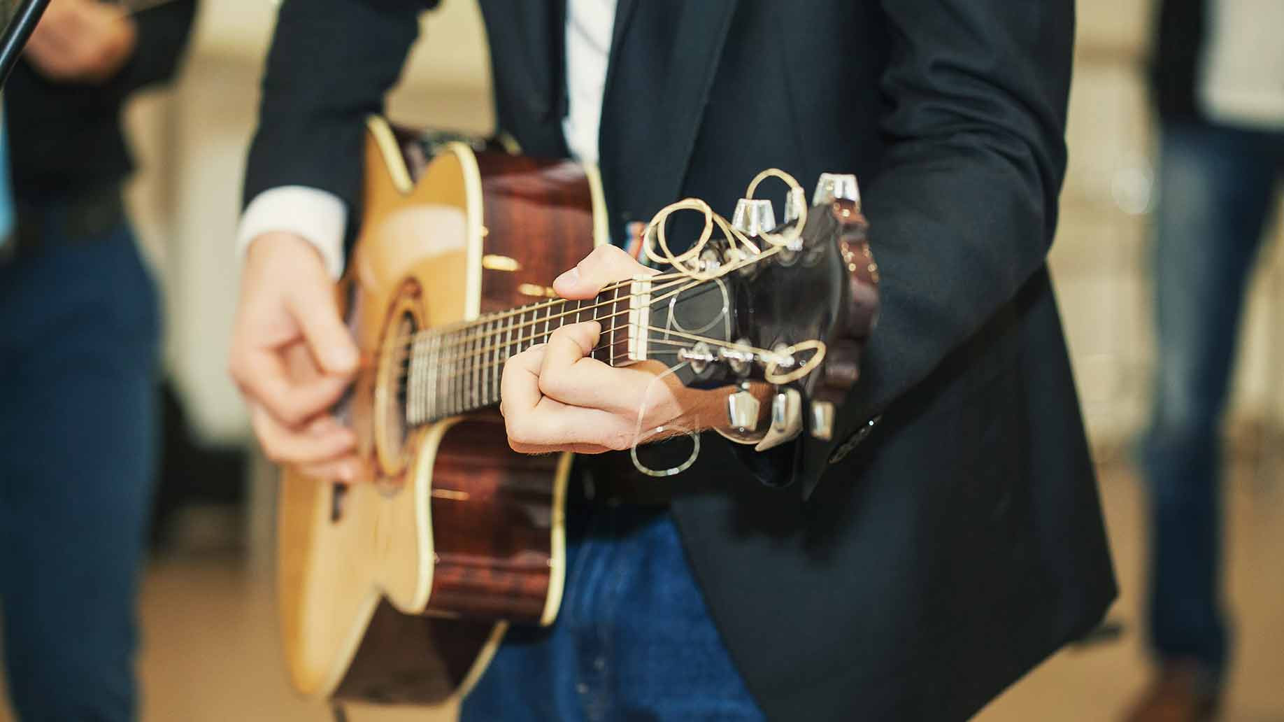 Wedding Band Cost
 How Much Does a Live Wedding Music Band Cost Hire Prices