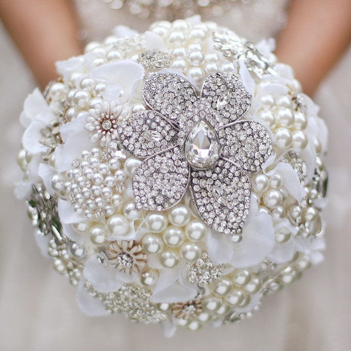 Wedding Brooches
 Custom Wedding bridal brooches bouquet ivory white bride