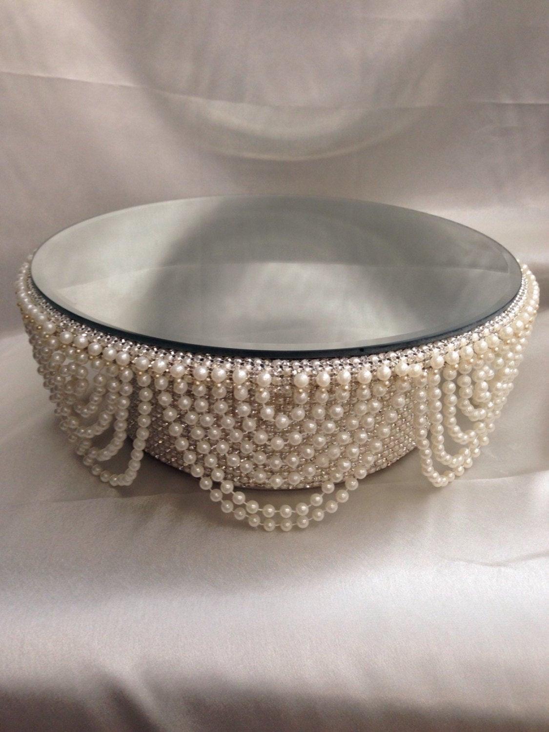 Wedding Cake Plate
 Pearl and crystals Drape design wedding cake stand round