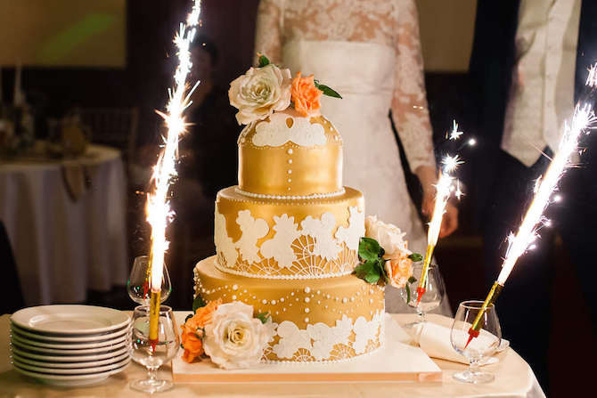 Wedding Cake Sparklers
 Festive Winter Wedding Ideas