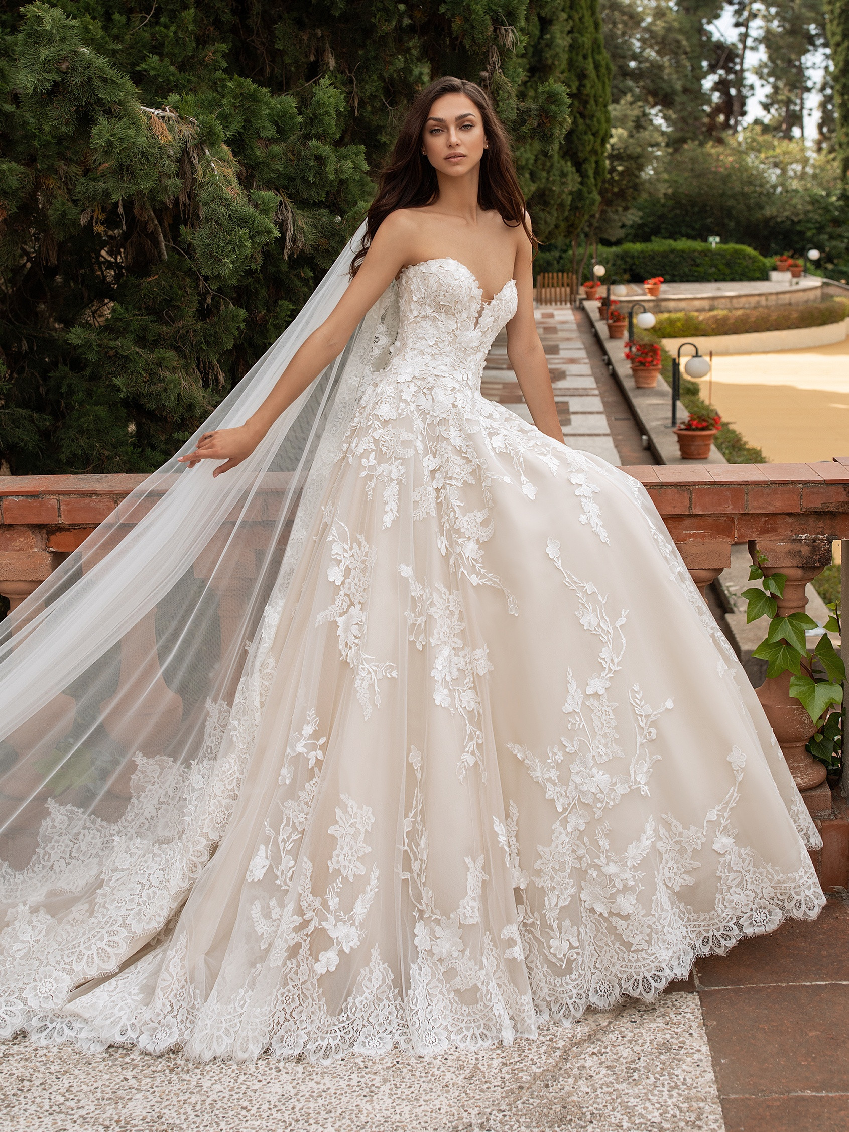Wedding Dress Catalogs
 Wedding dress princess cut and sweetheart neckline