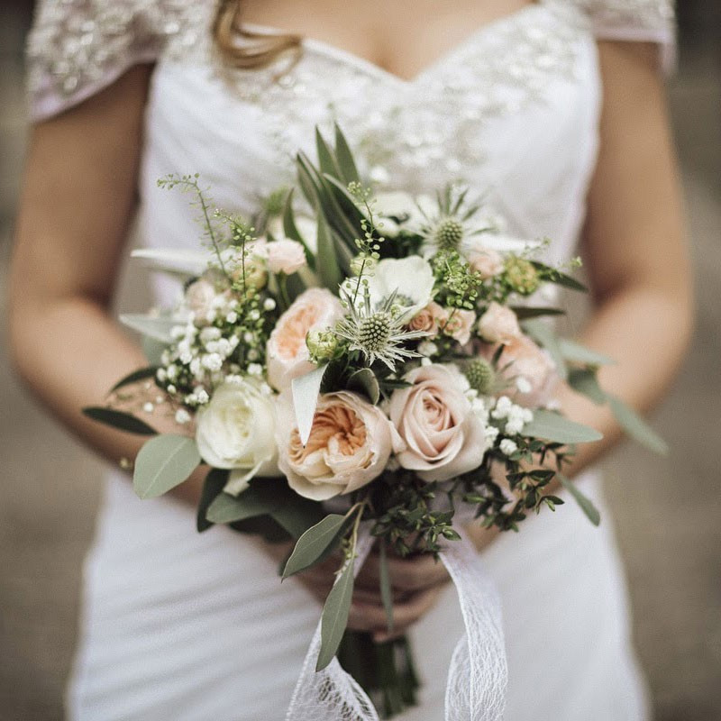 Wedding Flower Arrangements Online
 21 Ultra Unique Winter Wedding Bouquets