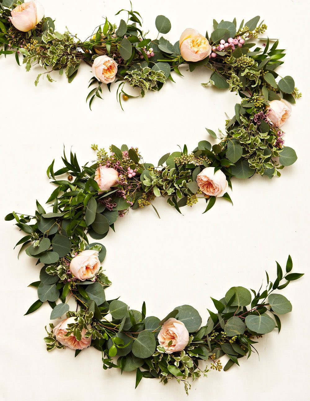 Wedding Garland DIY
 Learn How To Create Your Own Gorgeous Floral Garlands