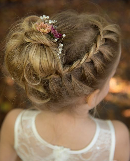 Wedding Hairstyles For Flower Girls
 35 Cute & Fancy Flower Girl Hairstyles for Every Wedding