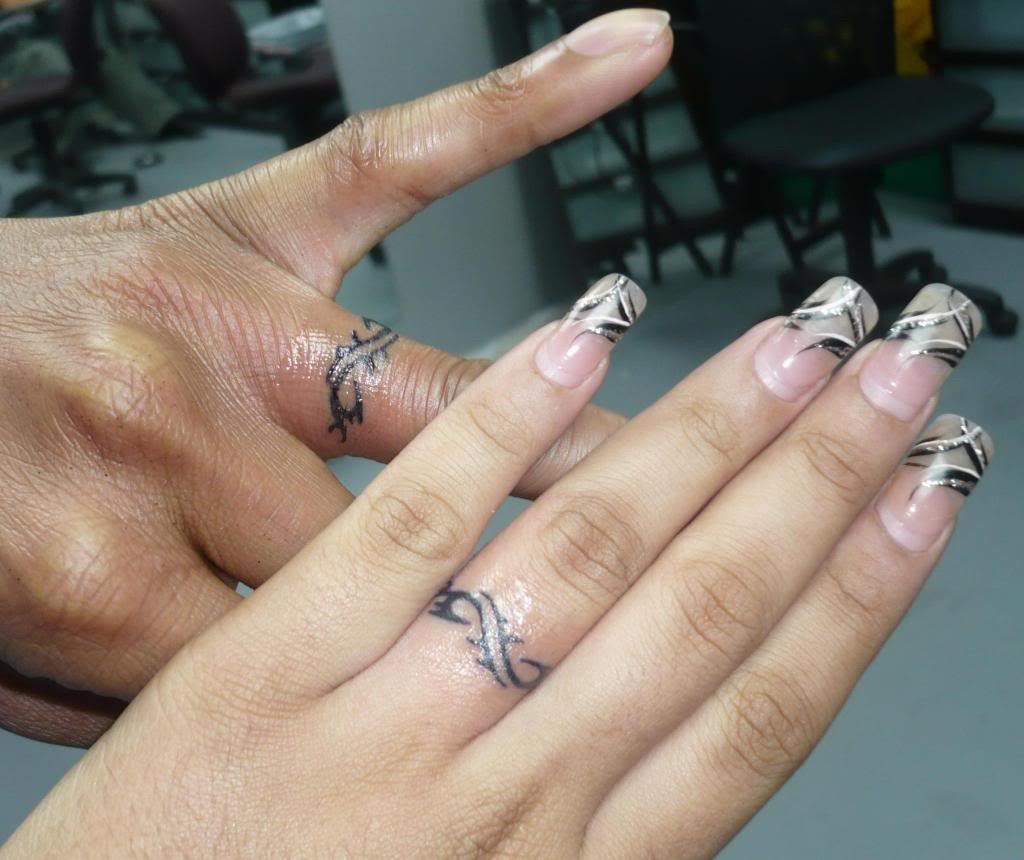 Wedding Ring Finger Tattoos
 Ring Finger Tattoodenenasvalencia