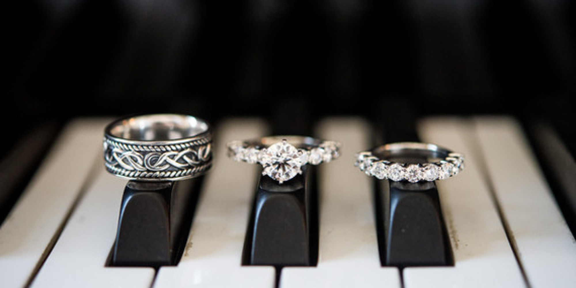 Wedding Ring Photography
 11 Creative Ways To graph Your Wedding Rings