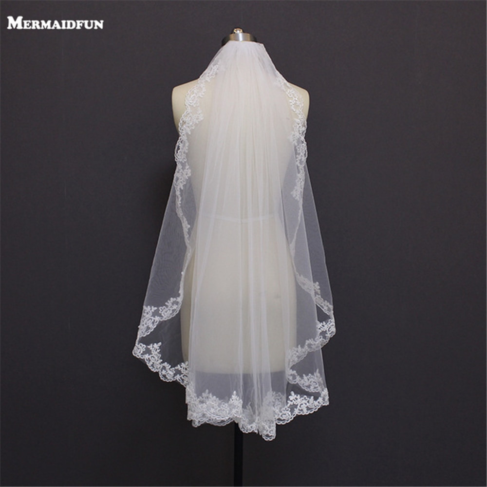 Wedding Veil Combs
 MERMAIDFUN New Elegant Lace Edge Short Wedding Veils with