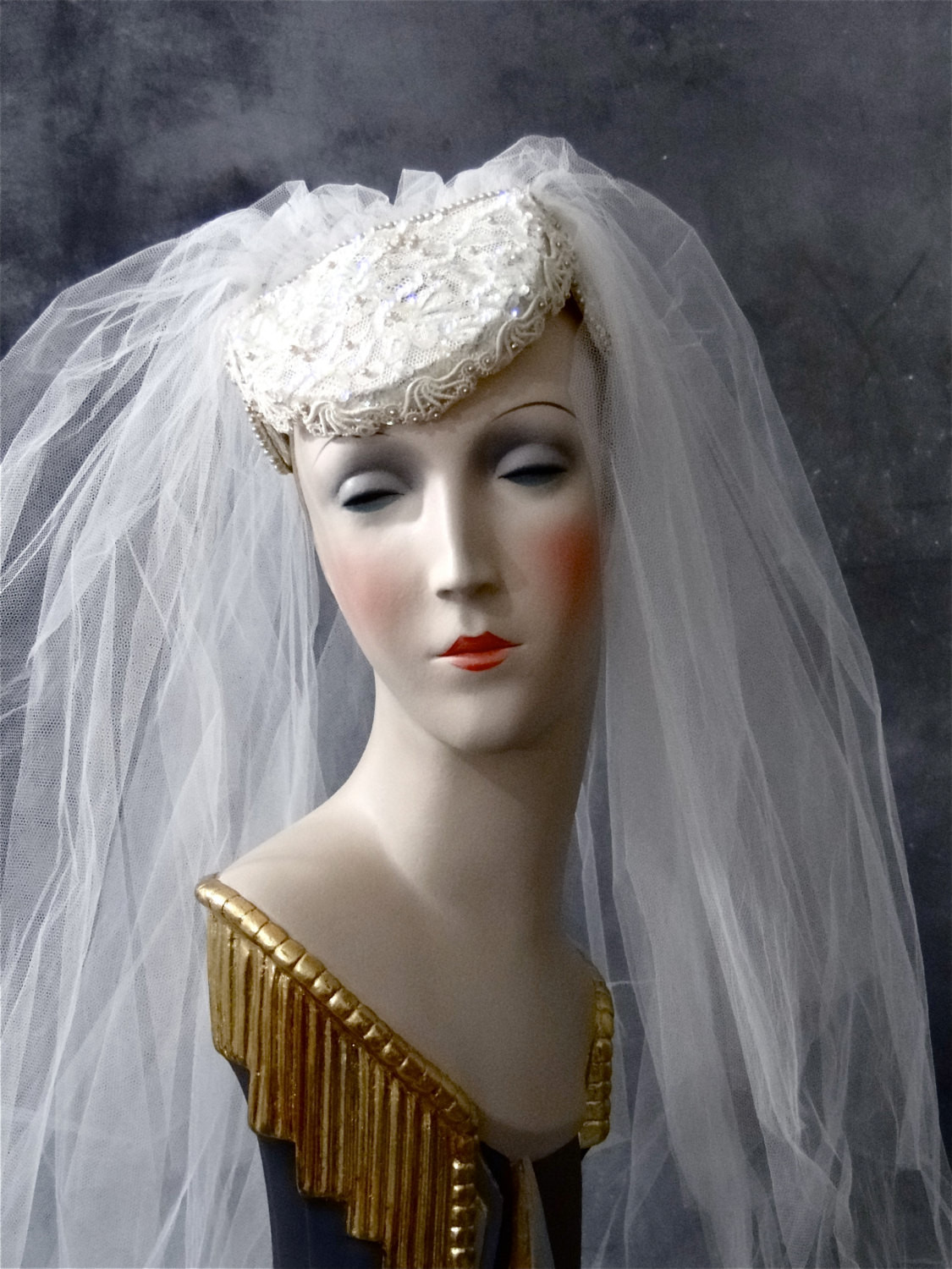 Wedding Veil Hat
 Vintage Wedding Hat Veil Beaded Lace Low Pillbox Hat