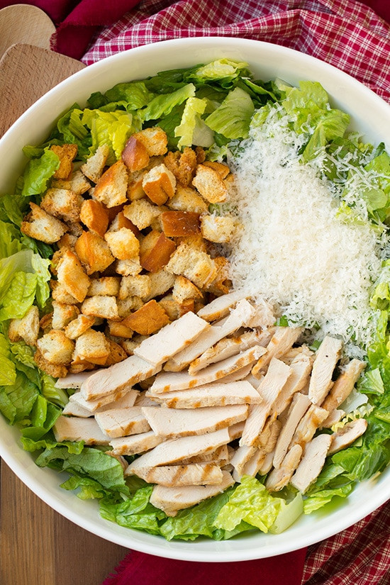 Wendy'S Chicken Caesar Salad
 Chicken Caesar Salad with Garlic Croutons and Light