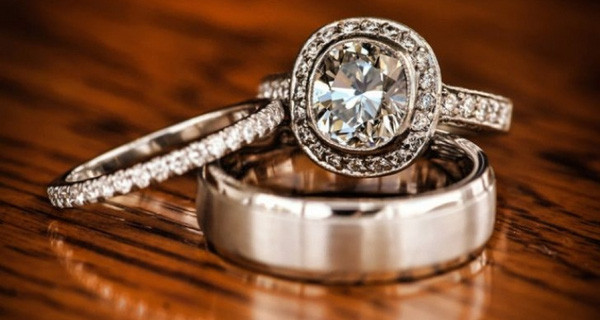 Where Can I Sell My Wedding Ring
 Câu chuyện giữa nhà thông thái và chàng trai kẻ cùng bài