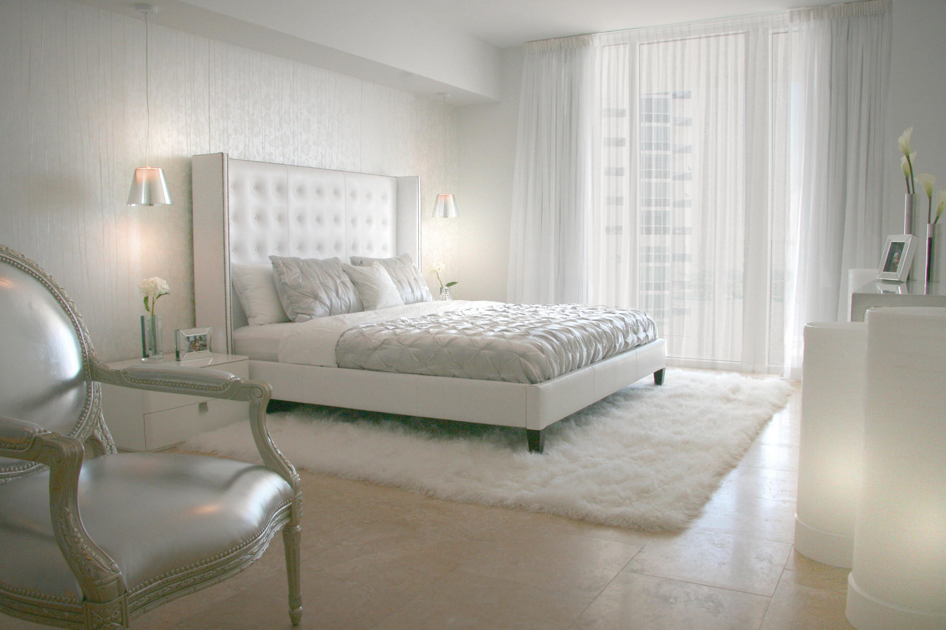 White Bedroom Decorating Ideas
 Your Bedroom Air Conditioning Can Make or Break Your Decor