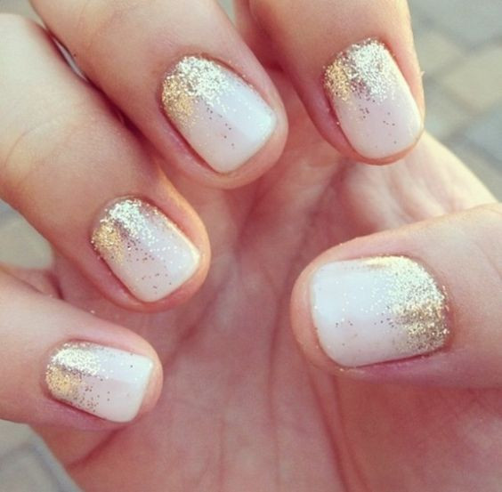 White Nails With Gold Glitter
 25 Trendy And Chic Designs For Short Nails Styleoholic