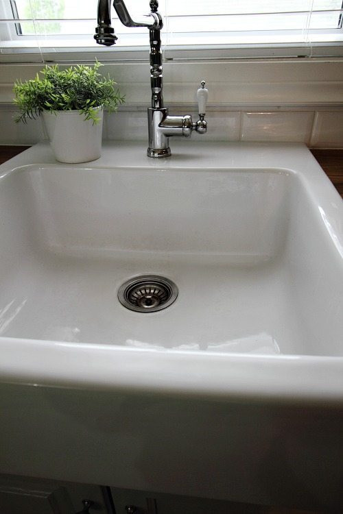 White Porcelain Kitchen Sink
 How to Clean a White Porcelain Sink