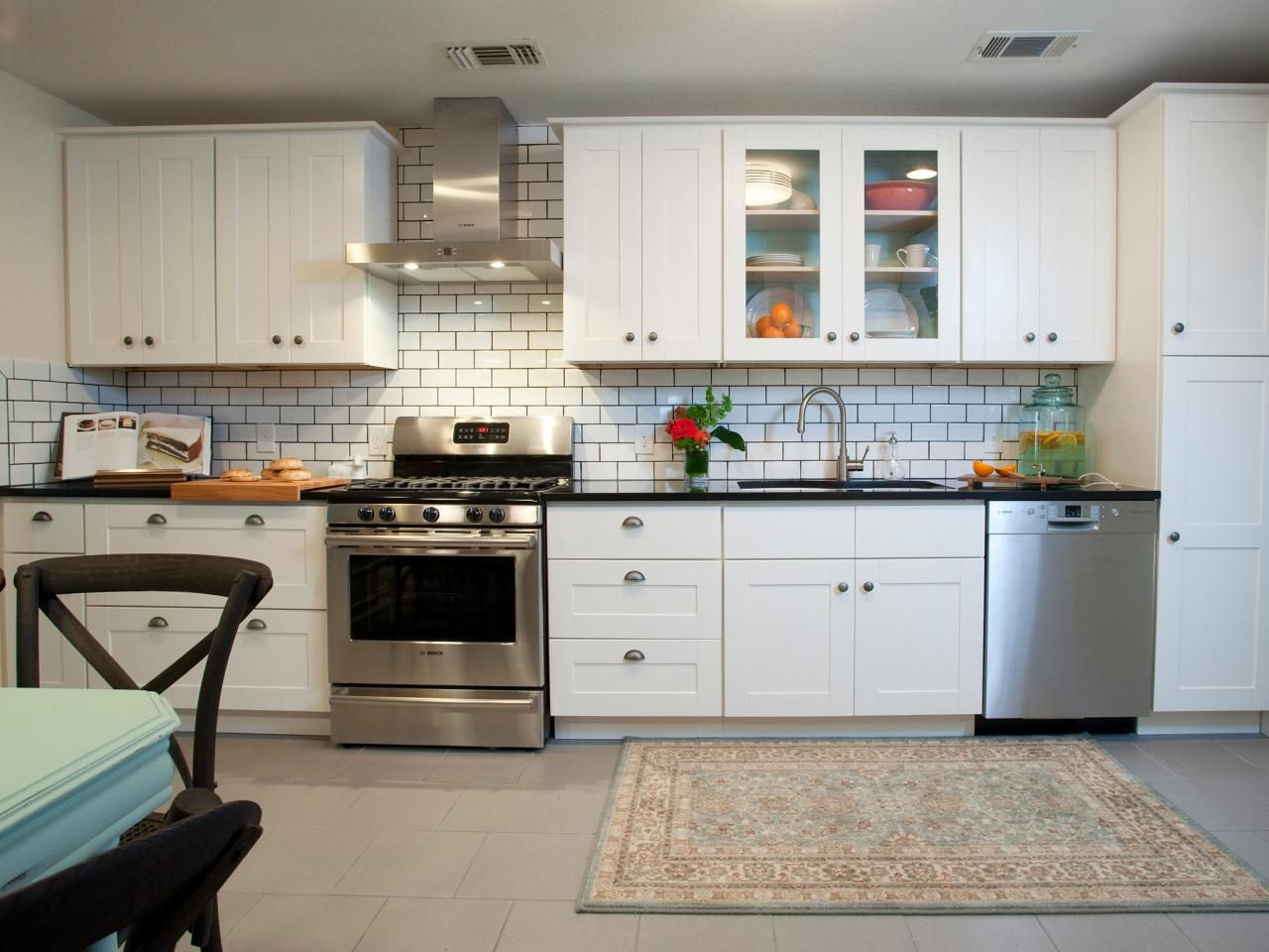 White Tile Flooring Kitchen
 Dress Your Kitchen In Style With Some White Subway Tiles