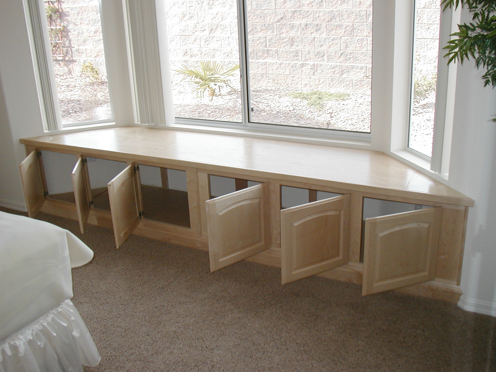 Window Bench Seat With Storage
 fortable Window Seats with Storage – HomesFeed