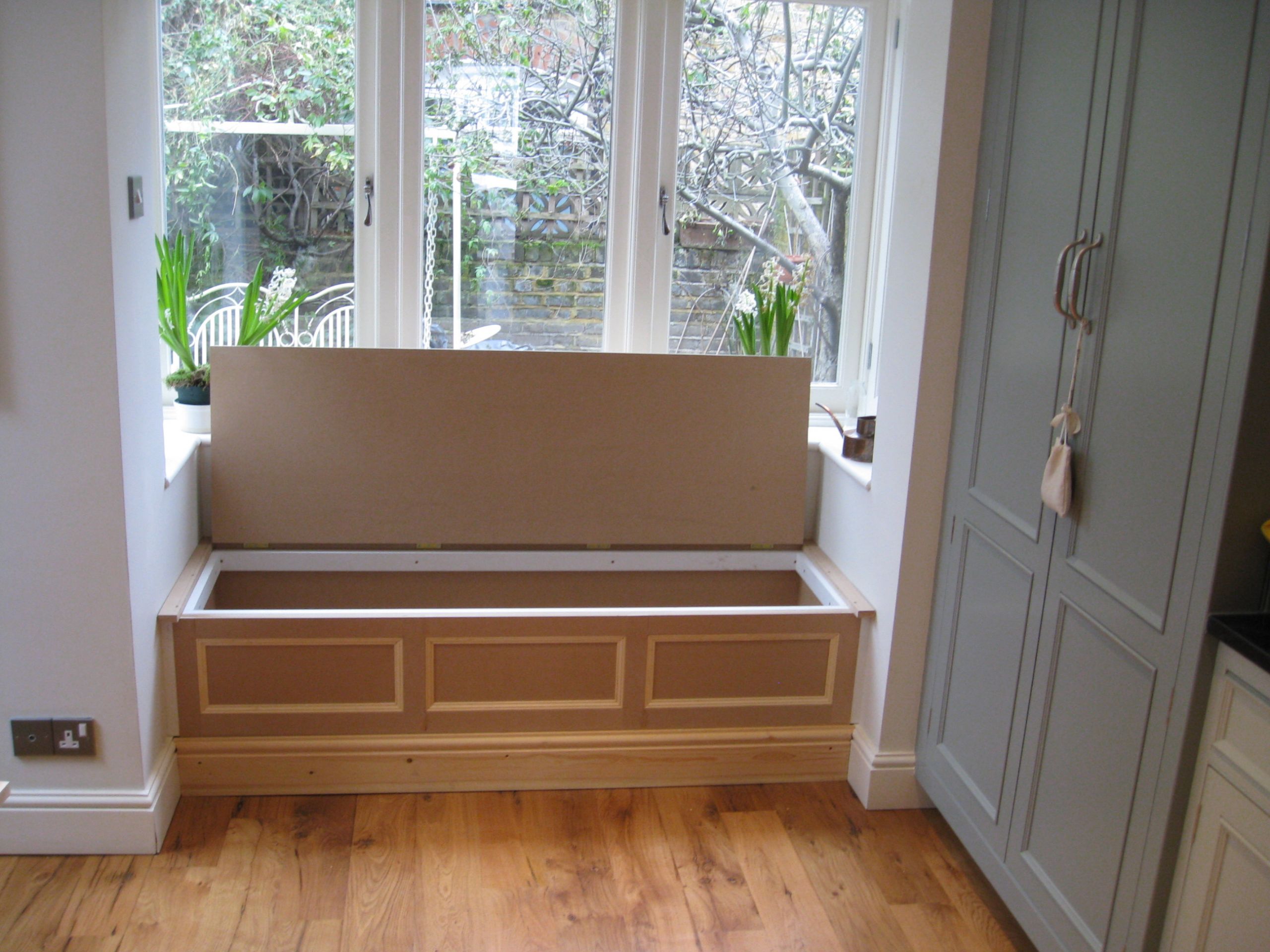 Window Bench Seat With Storage
 Bay Window Ideas For Built In Window Seat With A View