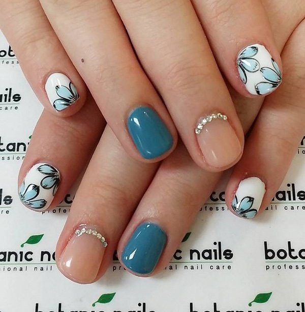 Winter Nail Design
 40 Best Fall Winter Nail Art Designs To Try This Year