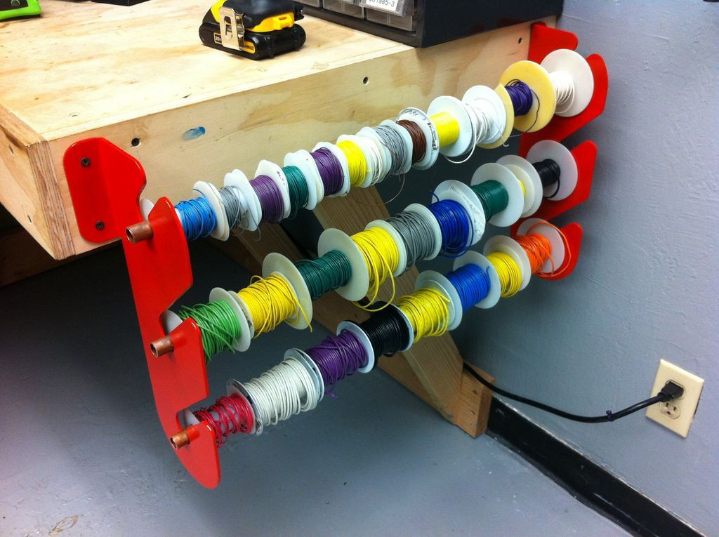Wire Spool Rack DIY
 How to Make a Wire Rack