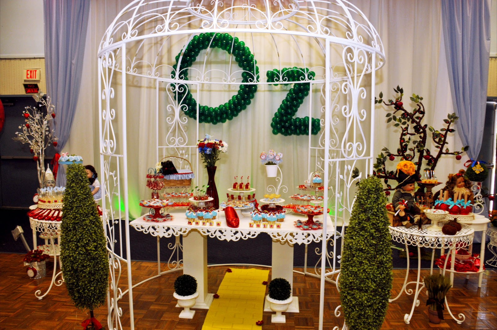 Wizard Of Oz Birthday Party
 Wizard of Oz Theme Birthday Party Oh It s Perfect