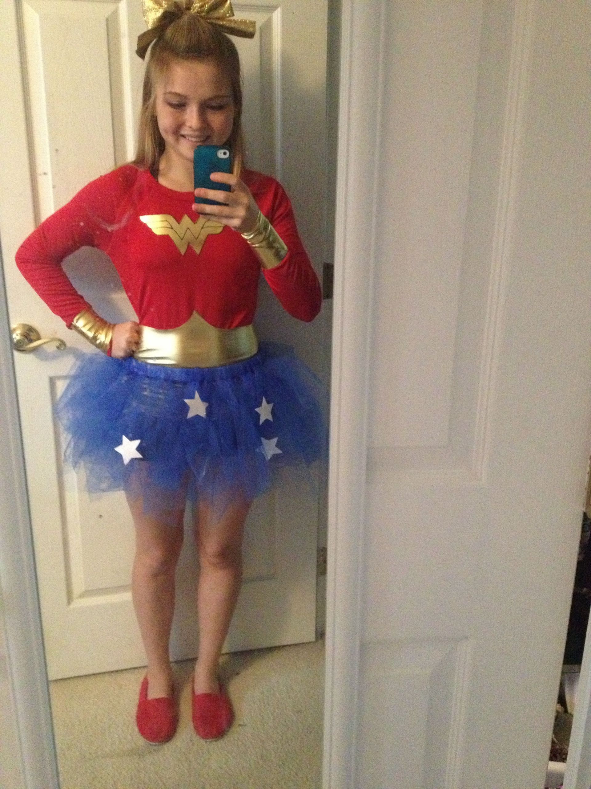 Wonder Woman Halloween Costume DIY
 DIY Wonder Woman My Halloween costume