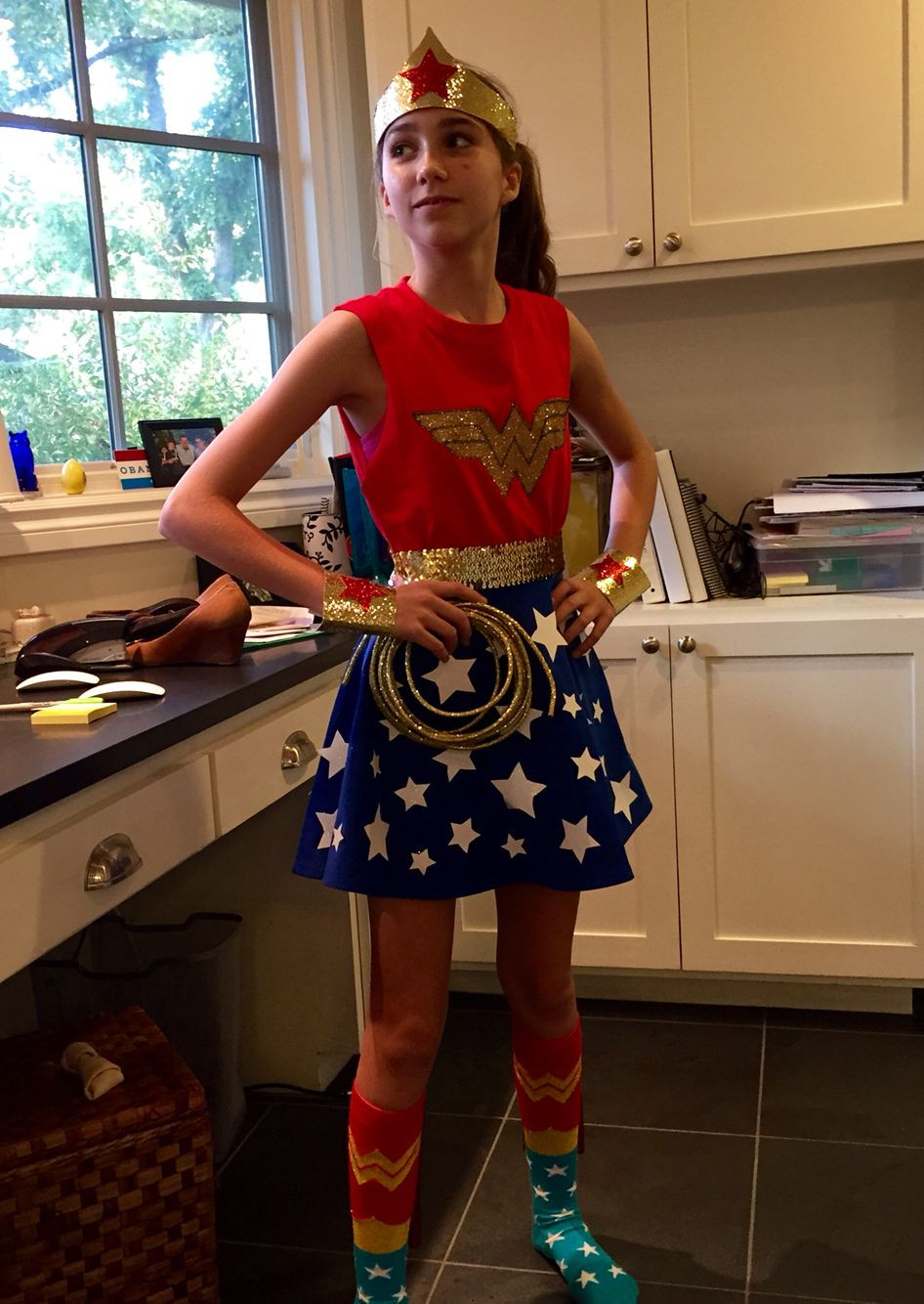 Wonder Woman Halloween Costume DIY
 Pin on Holidays
