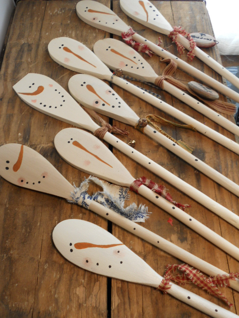 Wood Craft Gifts
 SNOWMAN & PUMPKIN WOODEN SPOONS & Snowman Magnets