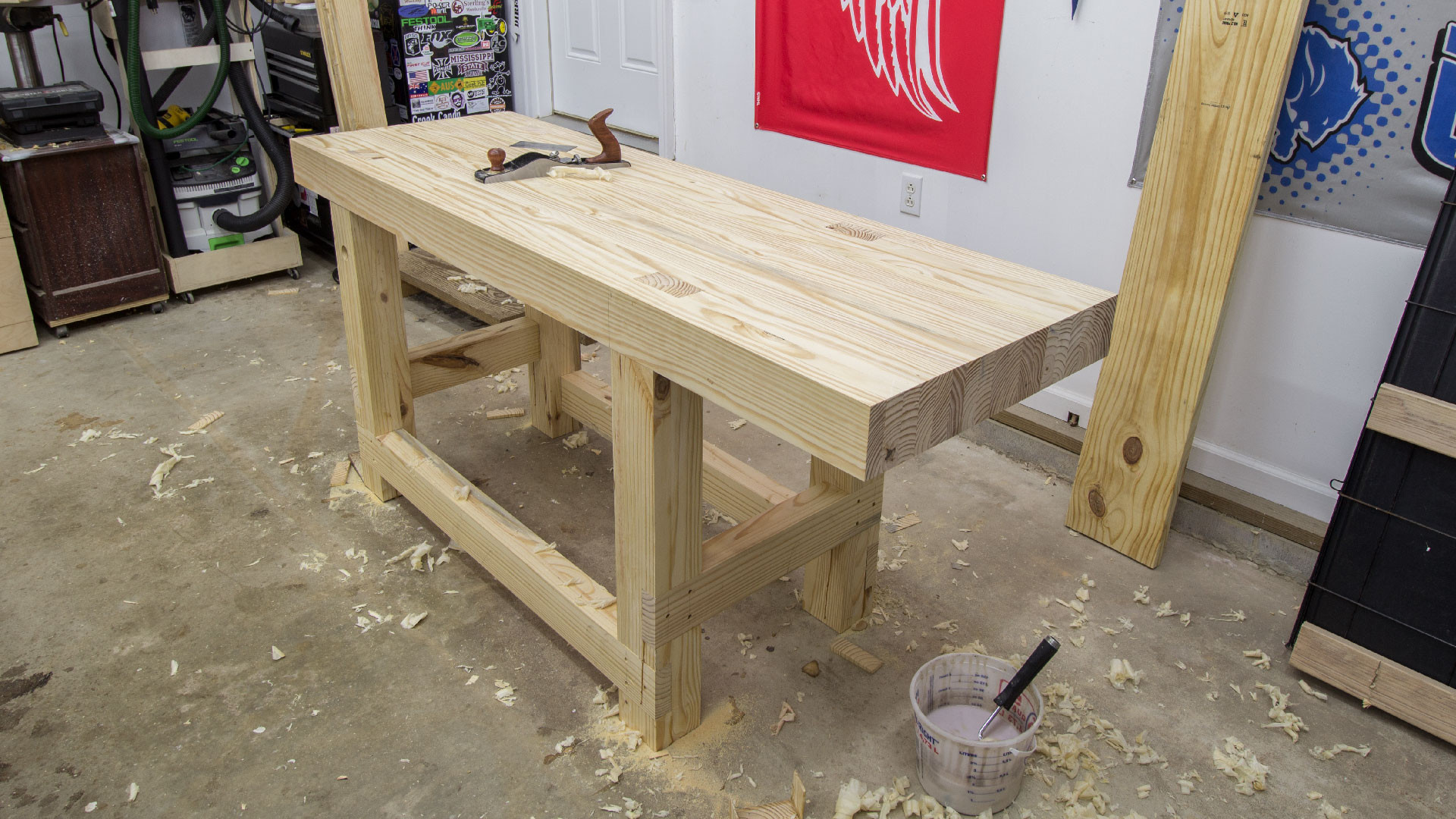 Wood Work Bench DIY
 Build A Woodworking Workbench