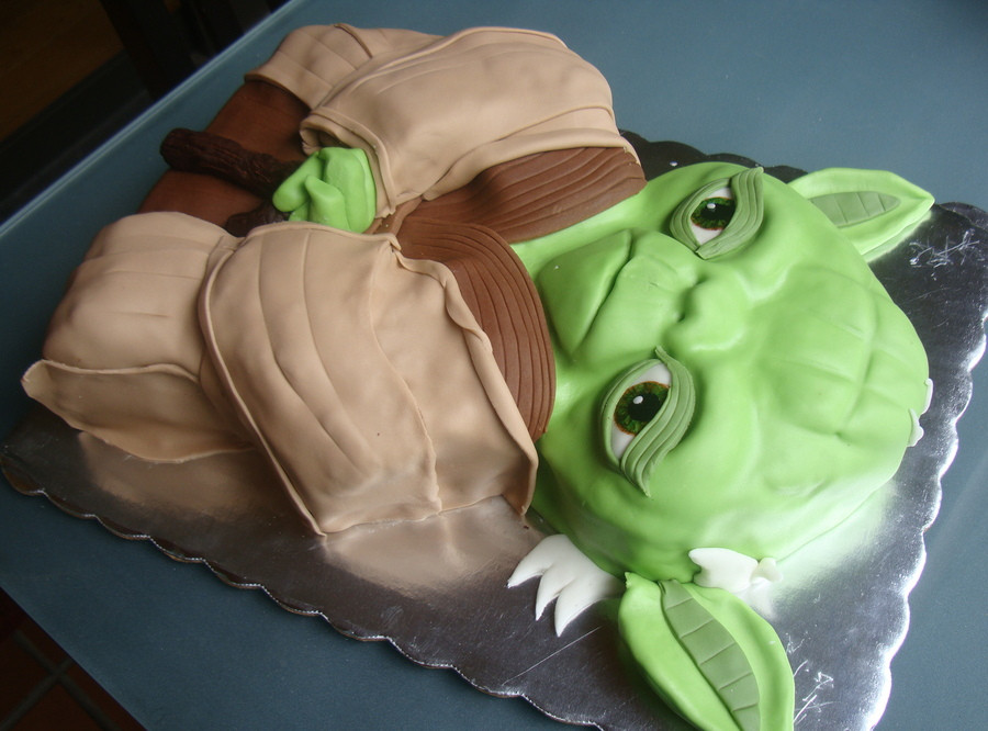 Yoda Birthday Cake
 Yoda Cakes – Decoration Ideas