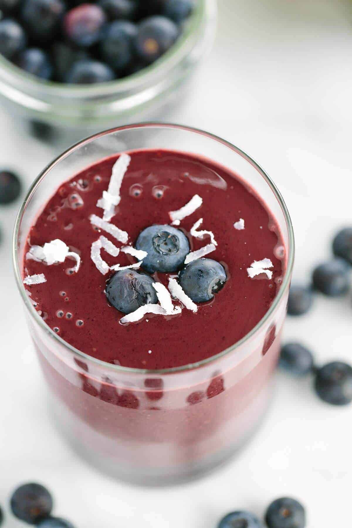 Yogurt And Fruit Smoothies
 5 Minute Healthy Blueberry Yogurt Smoothie Recipe
