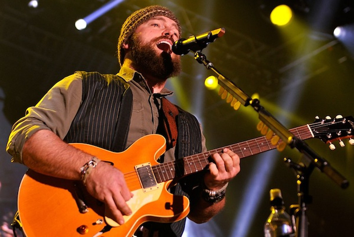 Zac Brown Chicken Fried
 Zac Brown Band s Chicken Fried Gets a Hand from Hollywood