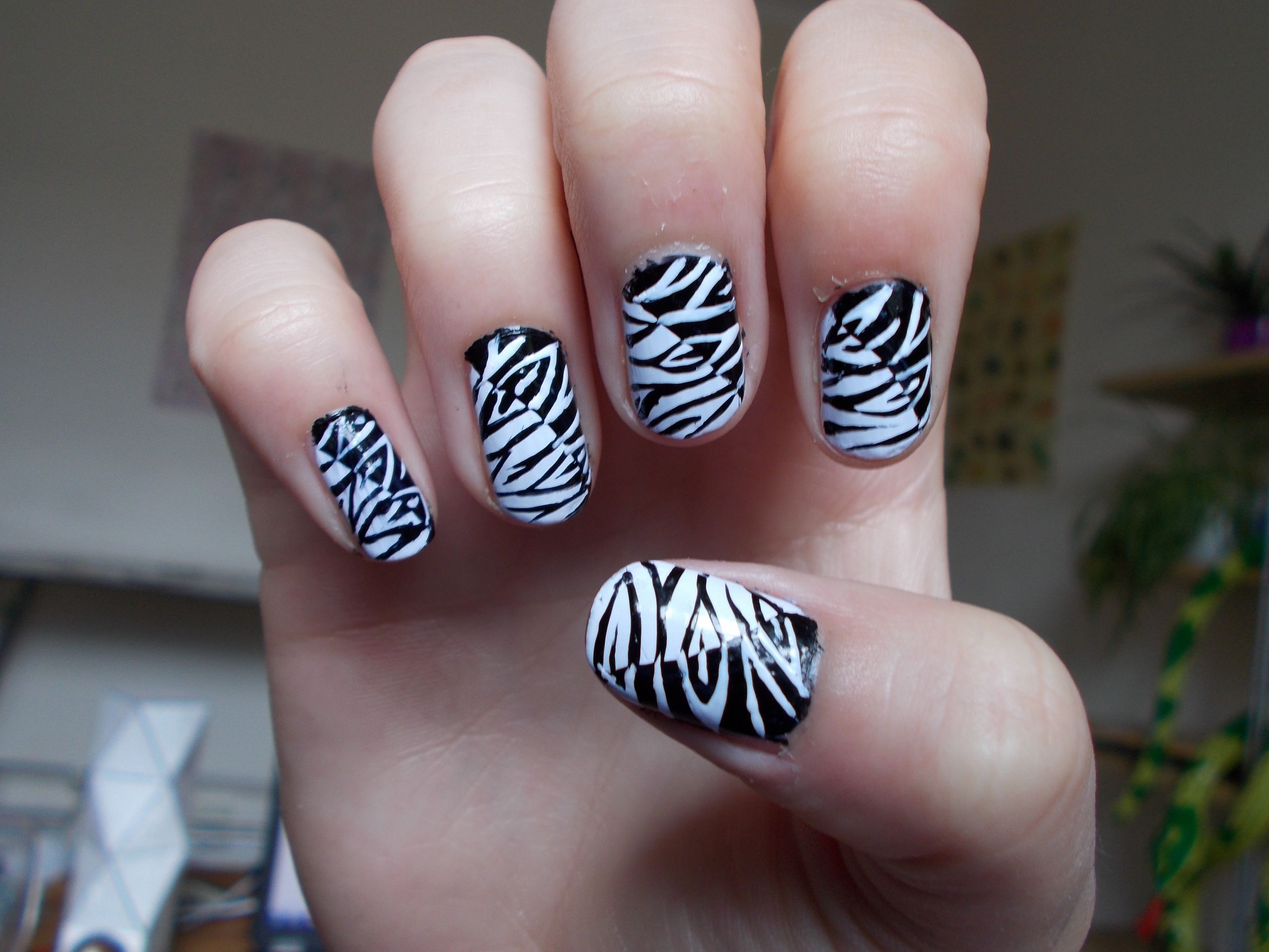 Zebra Nail Art
 Zebra Stripe Nail Design – WonderfulWolf