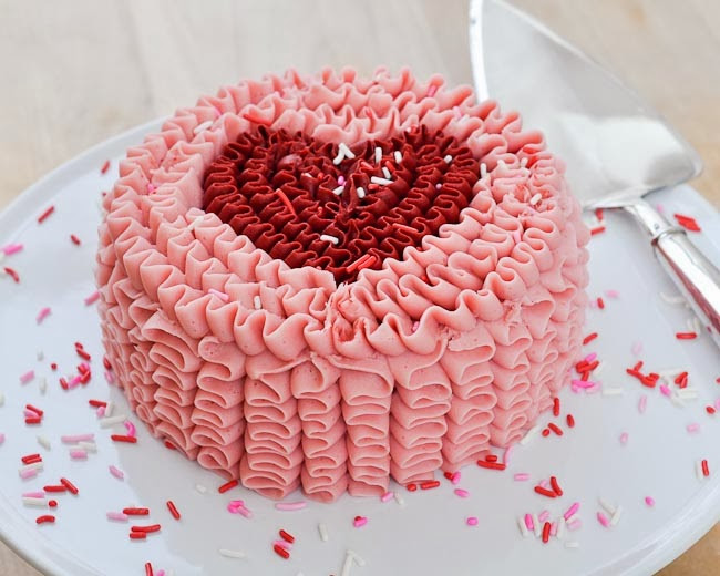 Cakes For Valentines Day
 BAKE YOUR HEART WITH THESE LOVELY VALENTINE CAKE