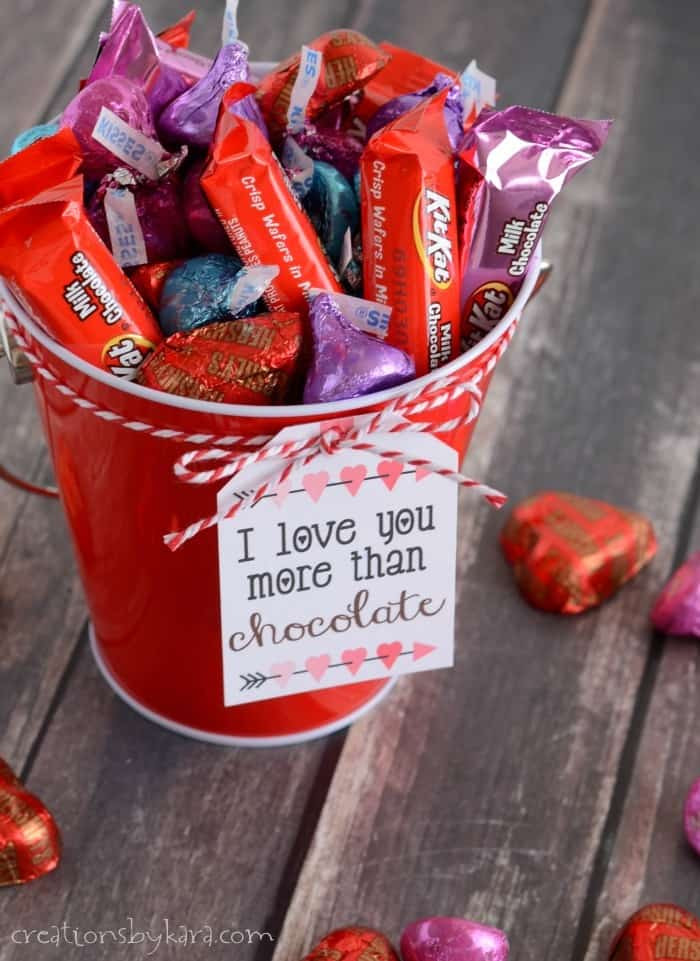 Candy Baskets For Valentines Day
 Chocolate Lover s Valentine s Gift Baskets with Printable
