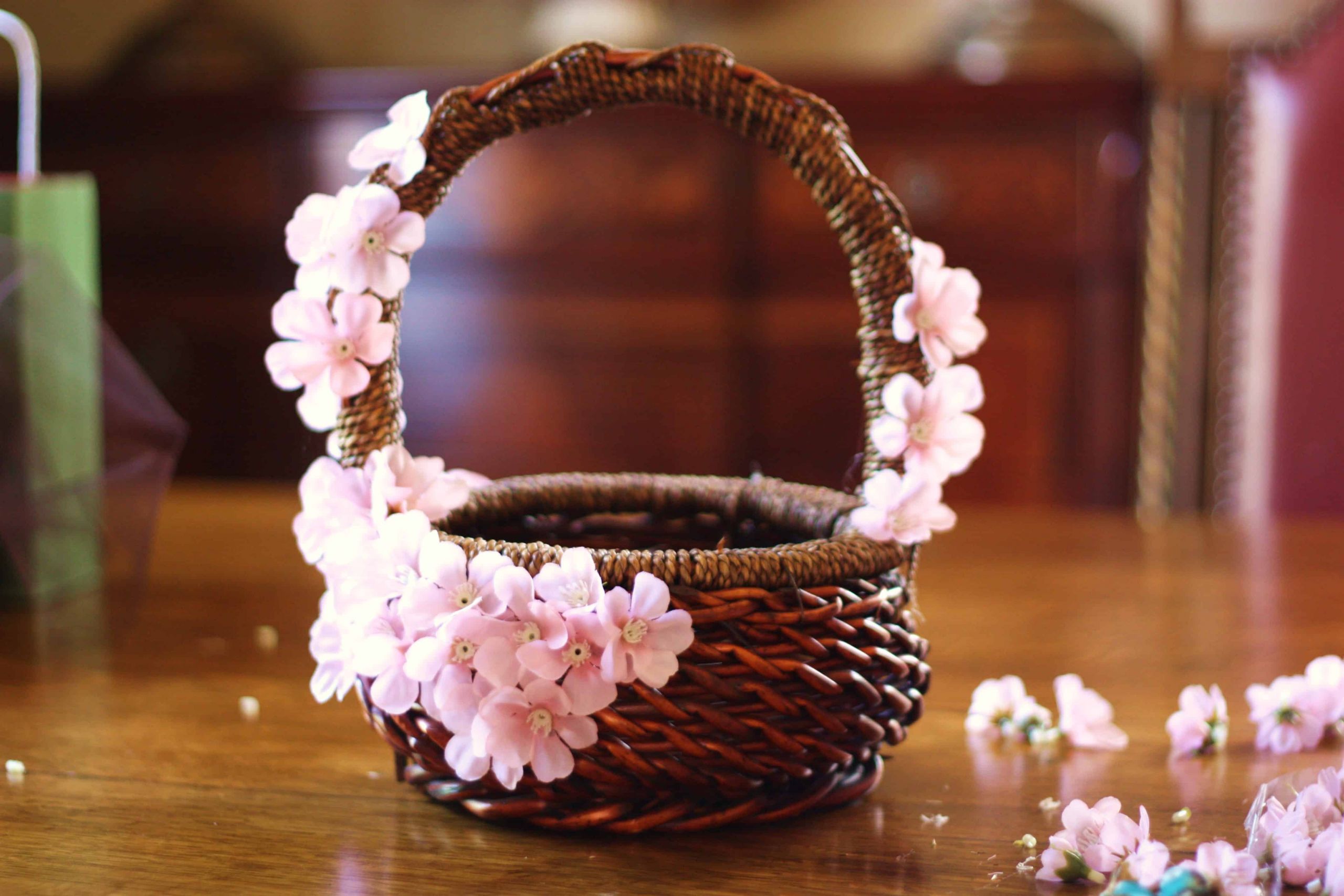 Diy Easter Basket
 DIY Adorable Pink Easter Basket For The Feast