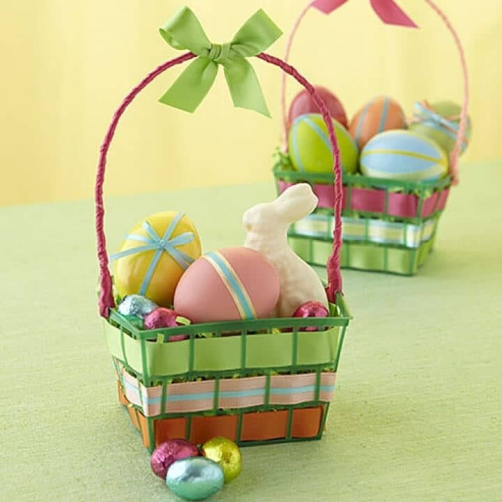 Easter Baskets Diy
 25 Creative DIY Easter Basket Ideas that Can Be Done in