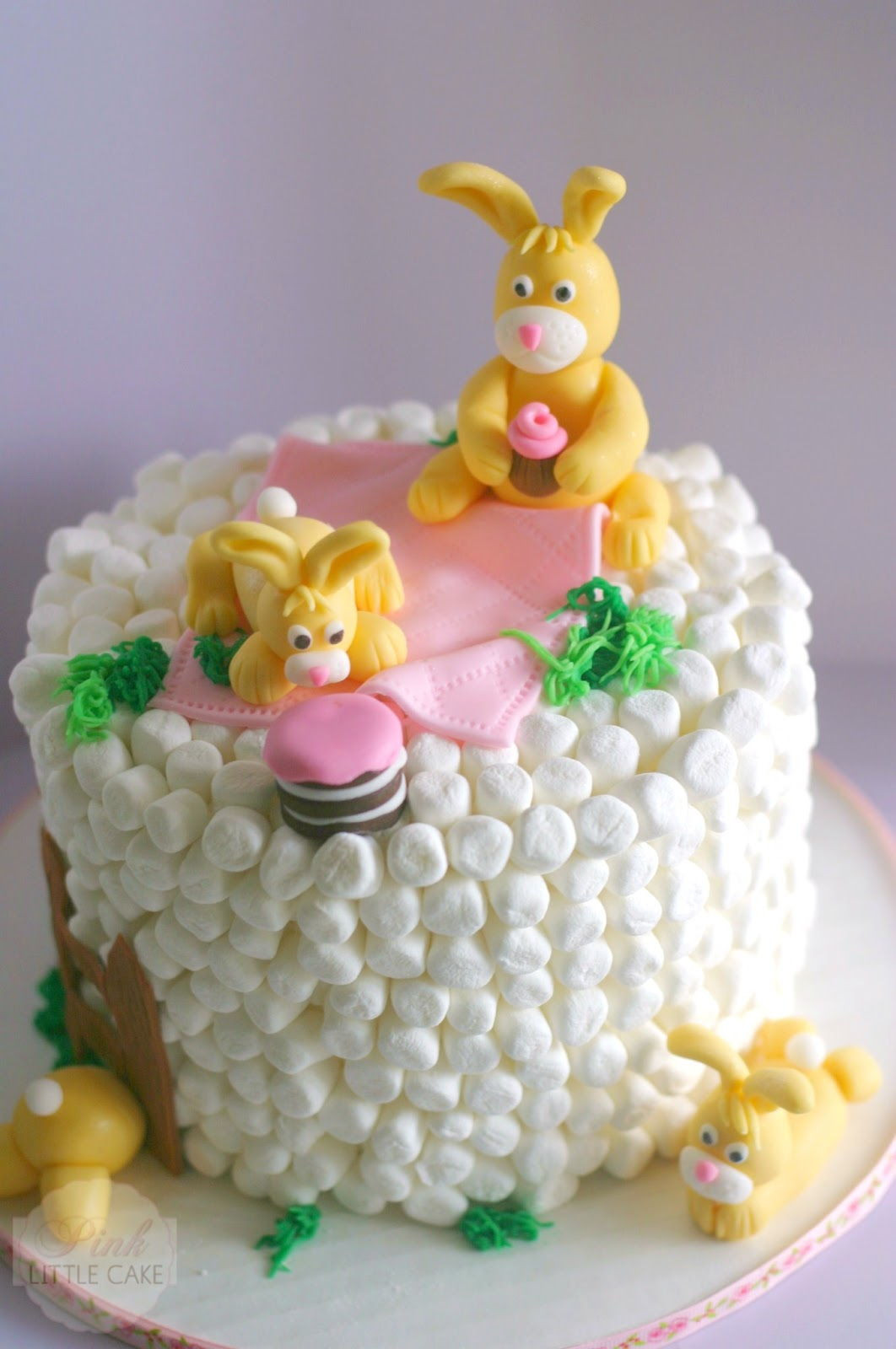 Easter Cake Ideas
 20 Creative DIY Easter Bunny Cake Recipes