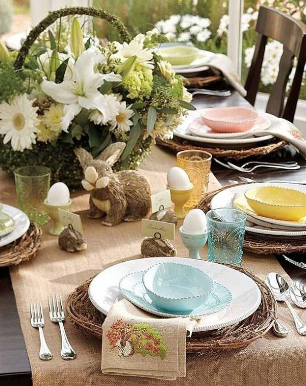 Easter Dinner Table Settings
 20 Stylish and unique Easter dinner table decorations