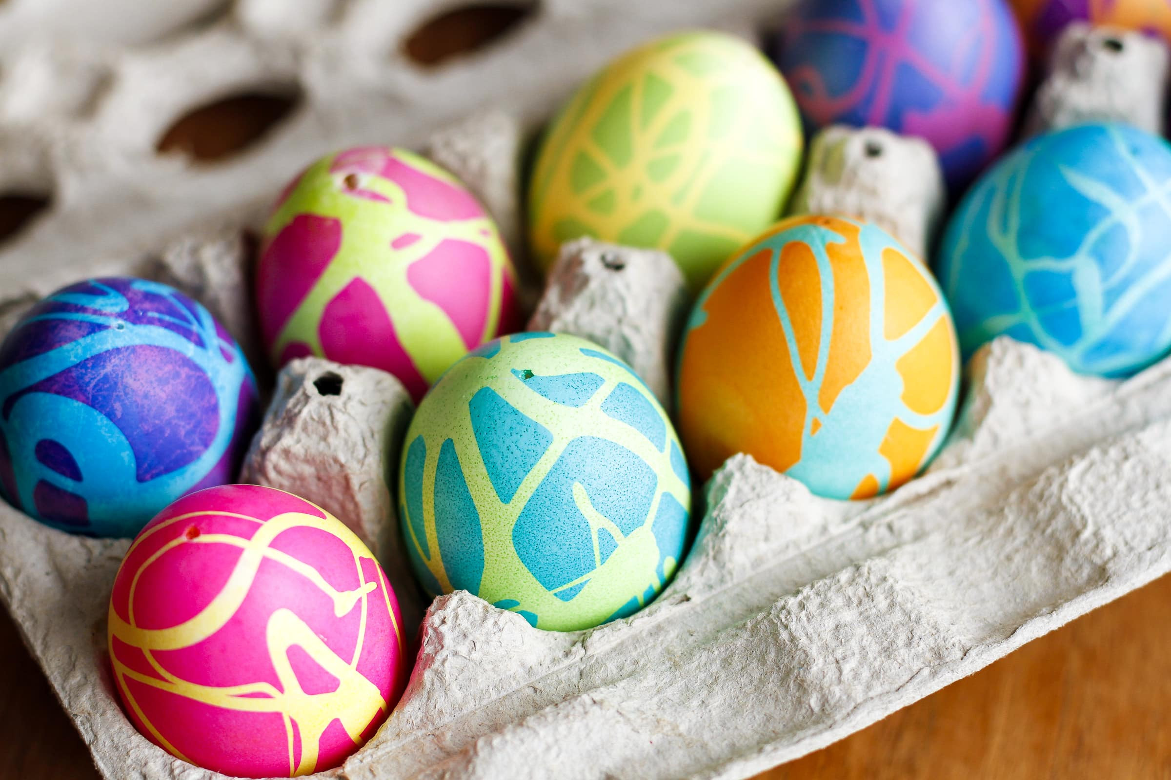 Easter Egg Dying Ideas
 9 Bright and Beautiful Easter Egg Ideas