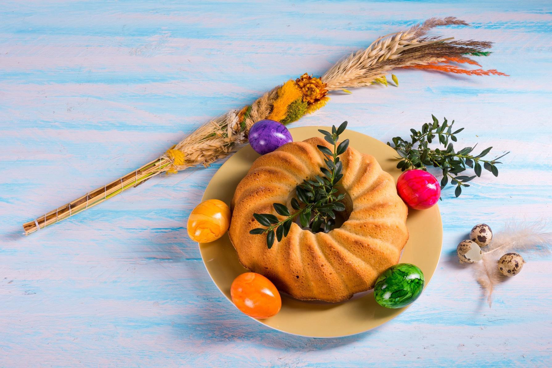 Easter Food Traditions
 8 Interesting Easter Food Traditions From Around the World